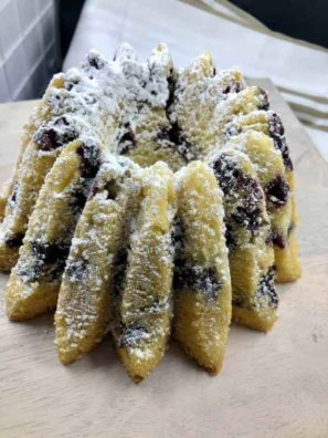 The mini bundt pan fits in the instant pot : r/aldi