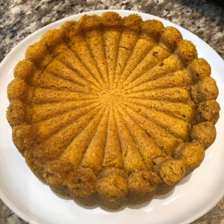 Air Fryer 2-Ingredient Spice Cake