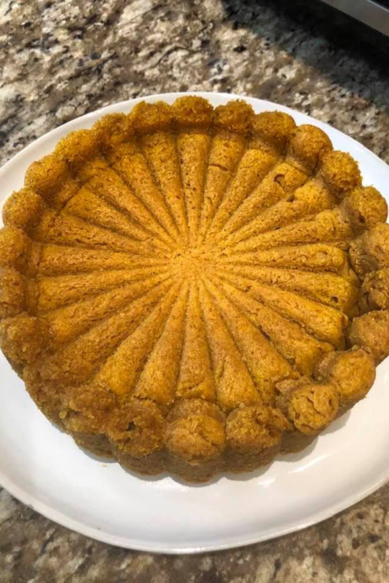 Air Fryer 2-Ingredient Spice Cake