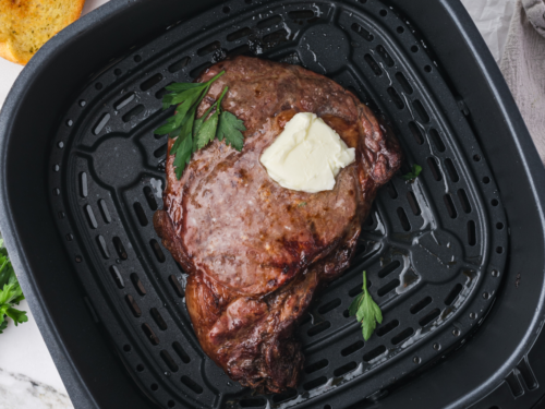 How Do I Cook a Steak in an Air Fryer: Easy Tips for Perfect Results