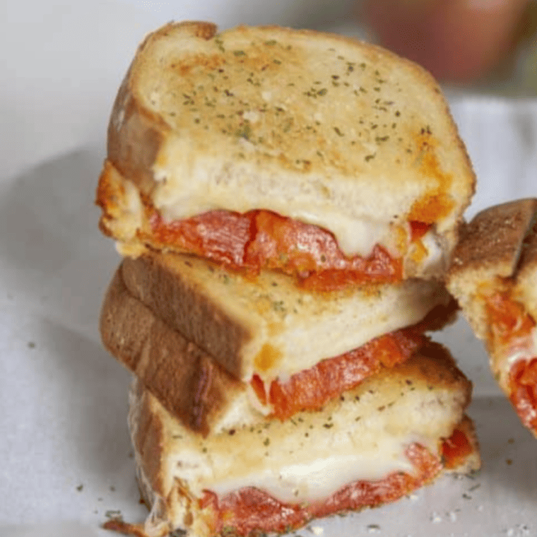 Air Fryer Pepperoni Grilled Cheese (11)
