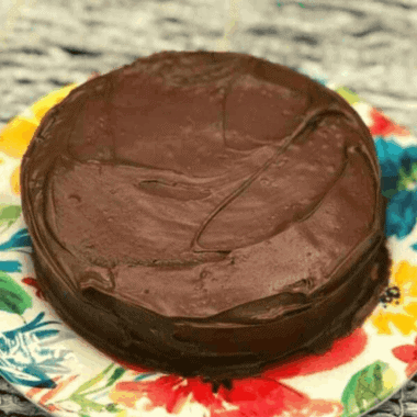 Easy Air Fryer Nutella Cake (Three Ingredients)