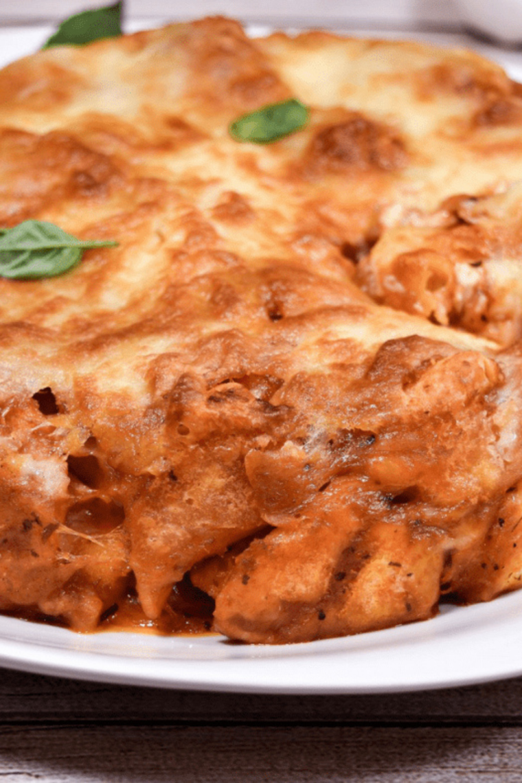 Air Fryer Pull Apart Pizza Bread with melted cheese and pepperoni ready to serve