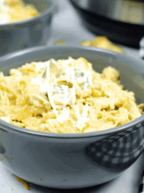 Copycat Chili’s Green Chili Chicken Enchiladas