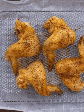 These Copycat Domino’s Plain Wings are crispy on the outside, juicy on the inside, and packed with savory flavor—no sauce needed! Made right in the air fryer or oven, they’re the perfect protein-packed snack or appetizer for game day, dinner, or anytime you’re craving wings without the mess.