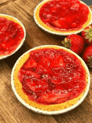 Easy Air Fryer Mini Strawberry Pies