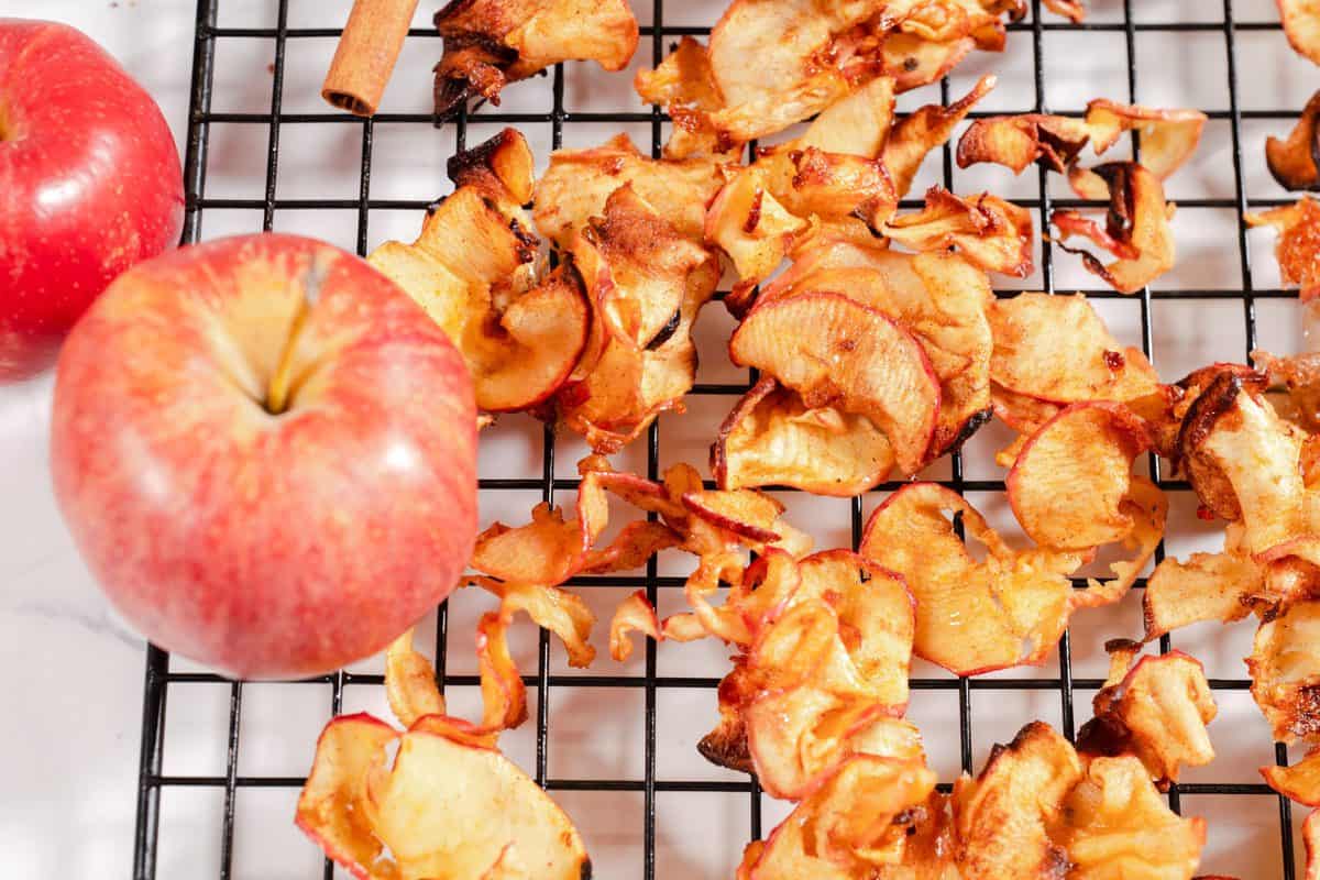 air-fryer-apple-chips-recipe-fork-to-spoon