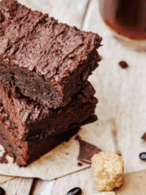“Homemade Golden Corral brownie recipe with fudgy chocolate texture and chewy edges”
