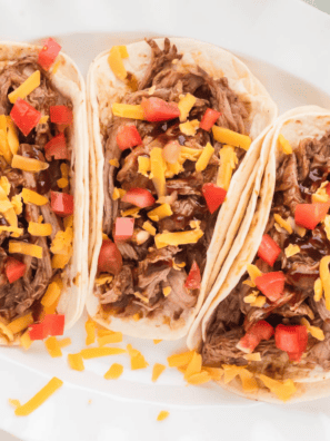 Instant Pot Pulled Pork Sandwiches