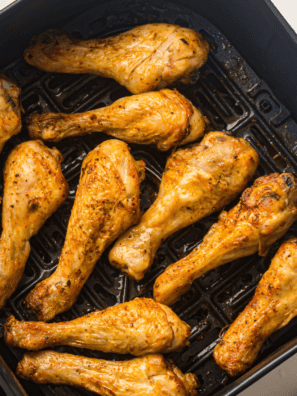 Discover the easiest way to cook frozen chicken drumsticks in the air fryer! This recipe gives you juicy, crispy drumsticks with minimal effort in no time.