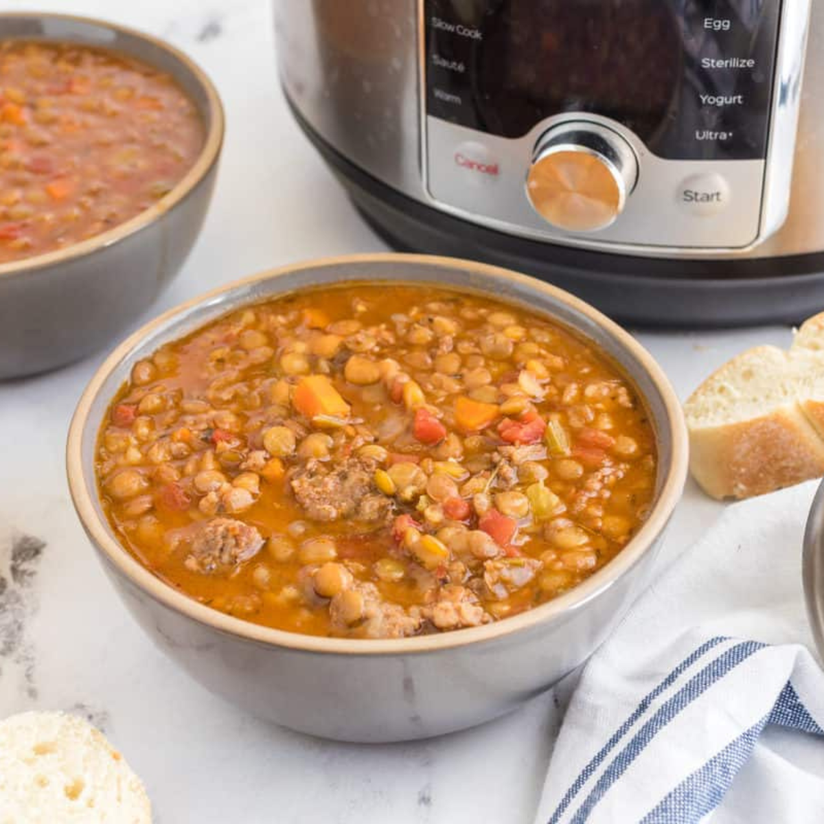 Instant Pot Copycat Carrabba’s Sausage Lentil Soup