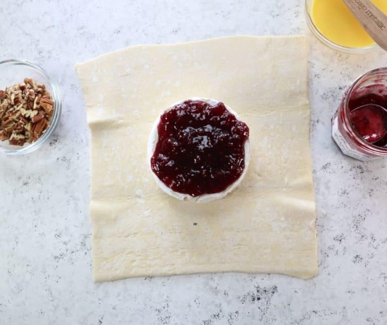 Air Fryer Baked Brie In Puff Pastry - Fork To Spoon