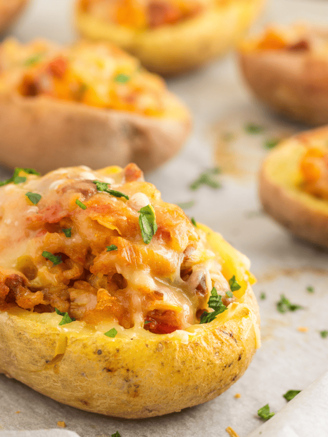 Air Fryer Roasted Baked Potatoes With Sour Cream and Chives - Fork To Spoon