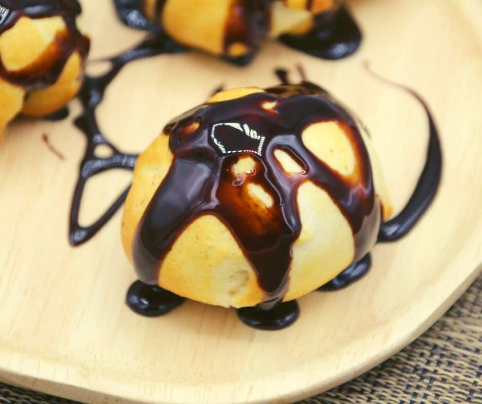Cooking is a fun and delicious way to spend time with your friends and family. But sometimes, you don't have the time or patience to cook a big meal. That's where these cookie dough crescent bites come in! These little snacks are easy to make and taste great. Plus, they're perfect for when you're looking for a sweet treat. Keep reading for the recipe!