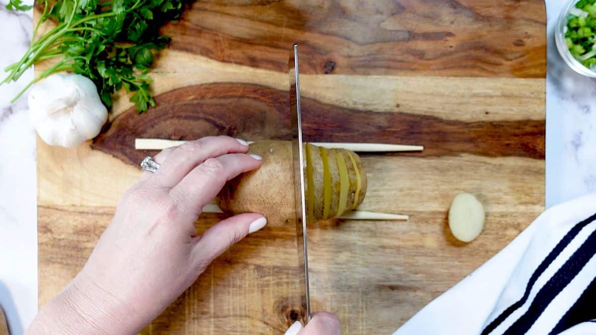 How To Slice Hasselback Potatoes