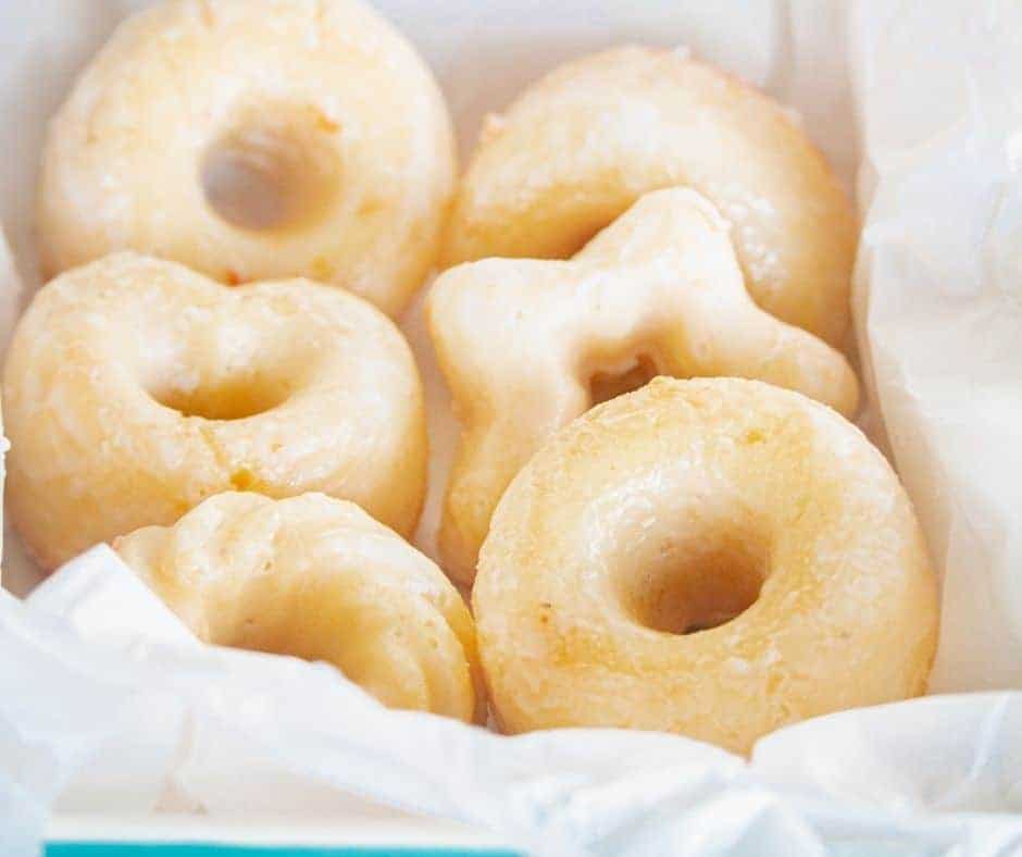 Easy Air Fryer Donuts Recipe (With Video)