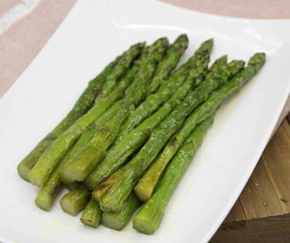 How to Make Air Fryer Roasted Asparagus: