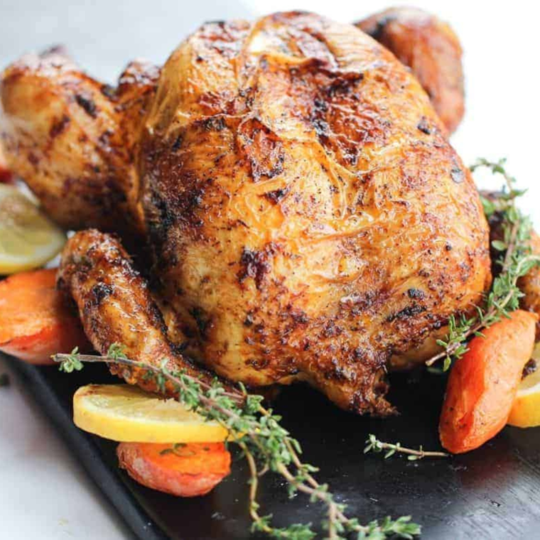 You can have a delicious, healthy, and impressive meal in just a short time. In this article, we will guide you on how to cook a whole chicken with an air fryer so you can enjoy a delicious and easy meal.