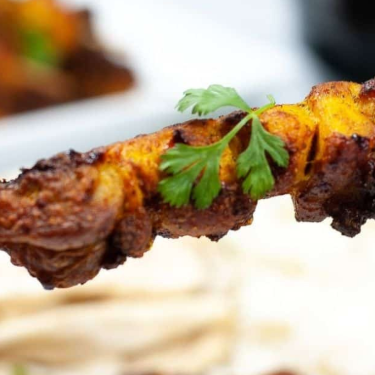 picture of air fryer tandoori chicken kebabs 