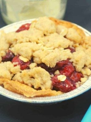Air Fryer Cherry Crumb Pie