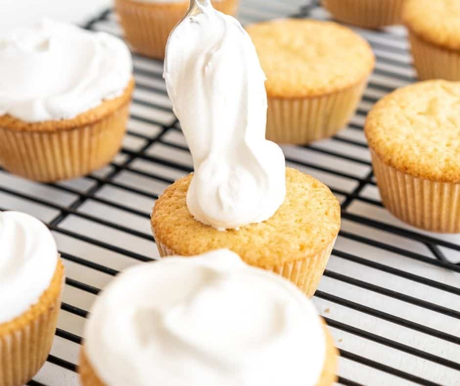 Putting Icing on Air Fryer Cupcakes