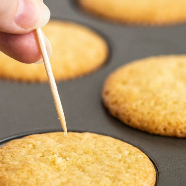 Air Fryer Pound Cake Cupcakes