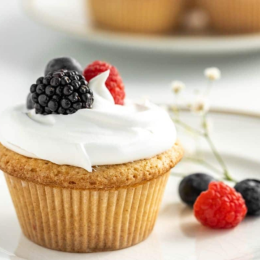 Air Fryer Pound Cake Cupcakes