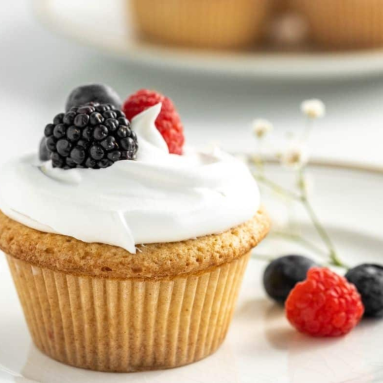 Air Fryer Pound Cake Cupcakes 