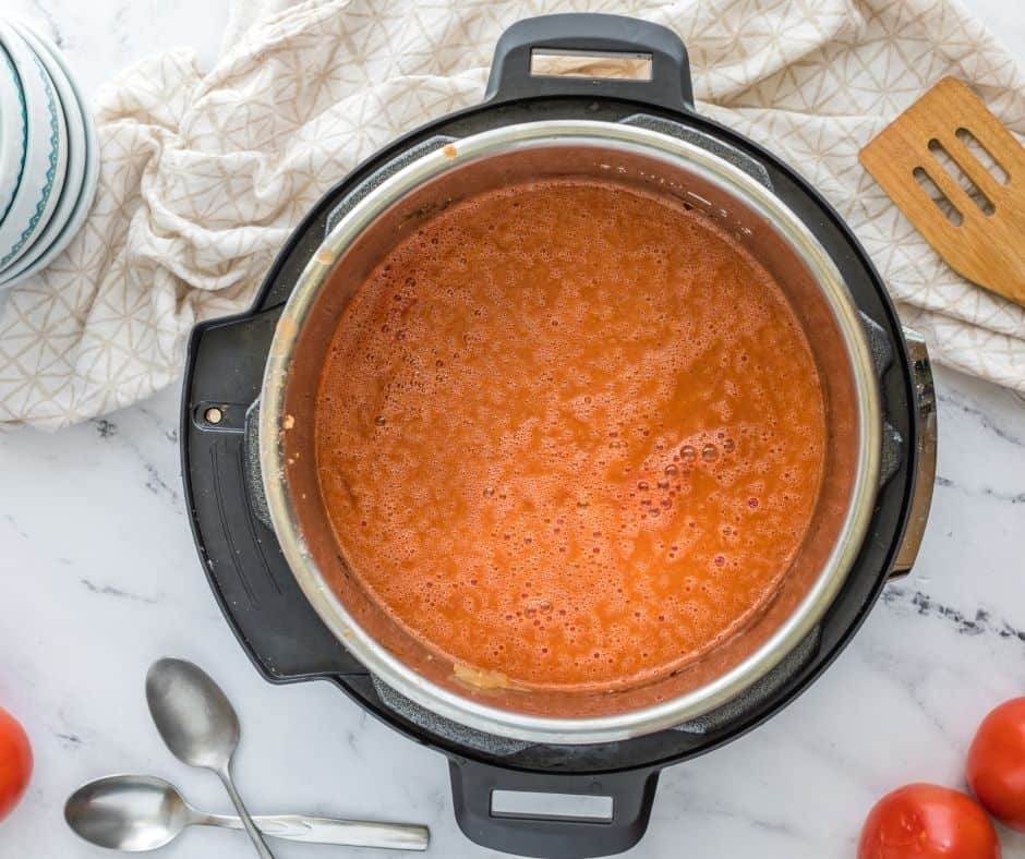 Instant Pot Tomato Soup #tomatosoup #instantpoteasymeal