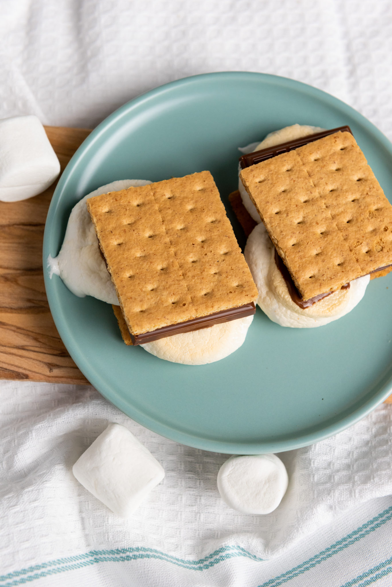 Air Fryer S'mores - Fork To Spoon