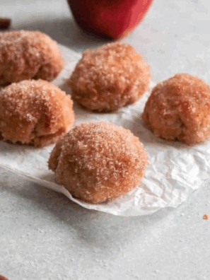 Air Fryer Apple Pie Bombs