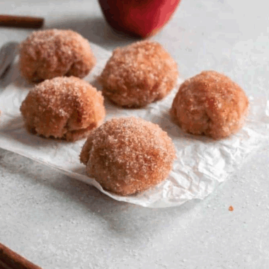 Air Fryer Apple Pie Bombs