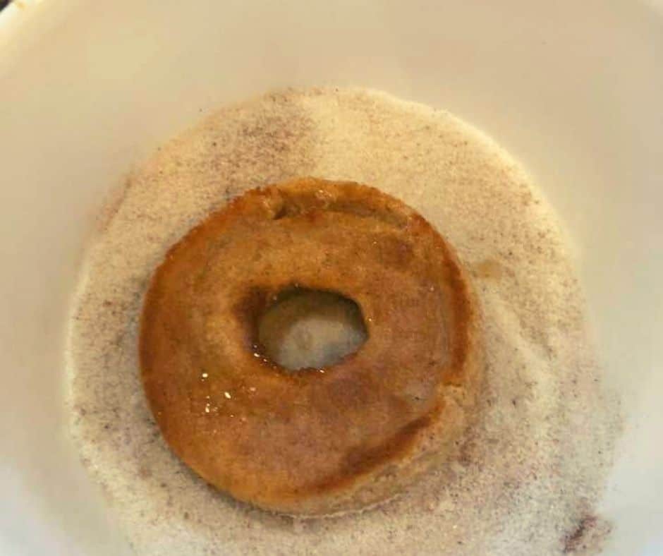 Dip Donut in Cinnamon Sugar
