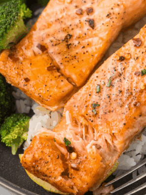 Air Fryer Maple Glazed Salmon