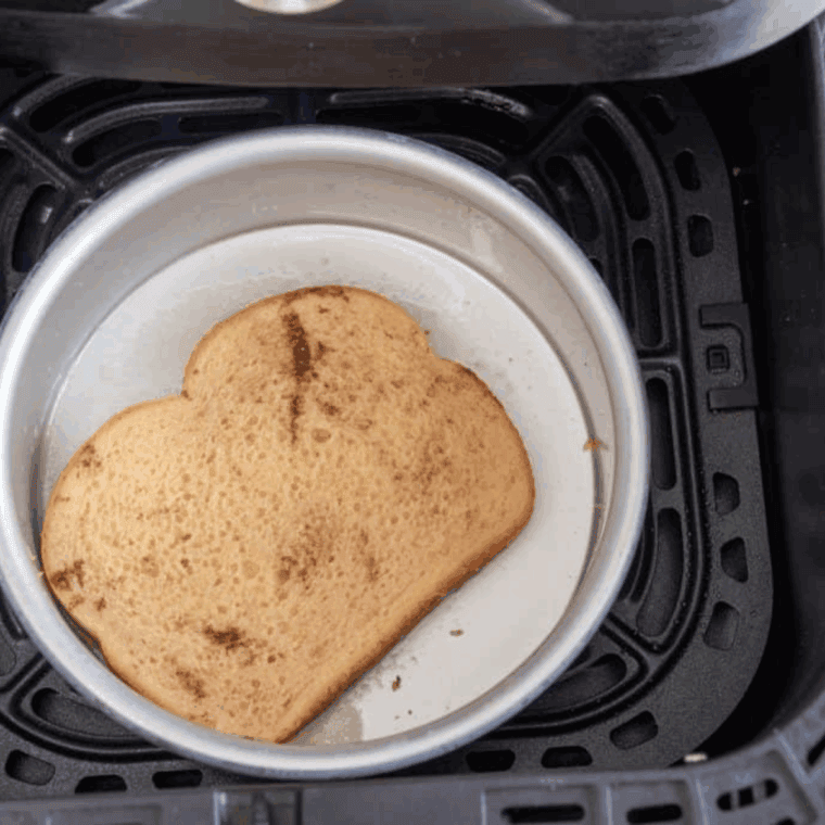 Place Copycat Cracker Barrel French Toast Recipe into the air fryer basket.