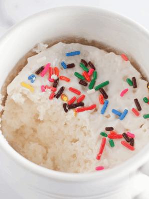 Easy Air Fryer Angel Food Mug Cake Recipe
