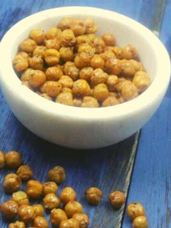 Air Fryer Extra Crispy Spiced Chickpeas - Fork To Spoon