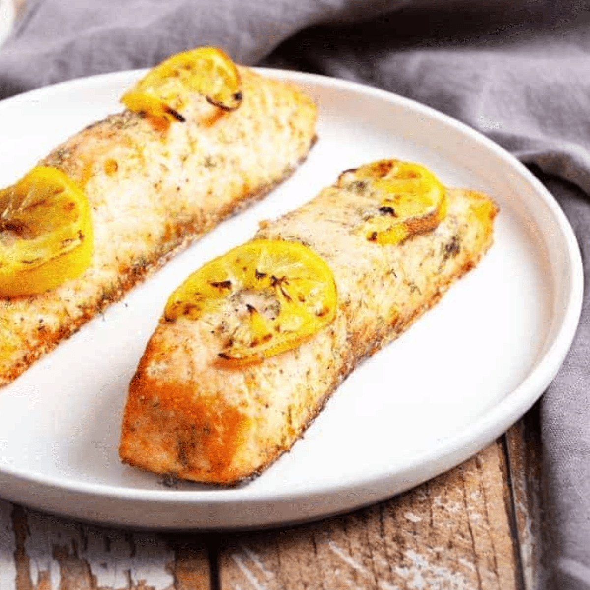 Salmon with Skin en Papillote in the Air Fryer