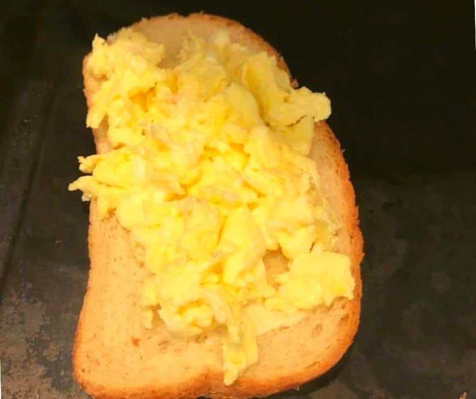 Scrambled Eggs on Bread