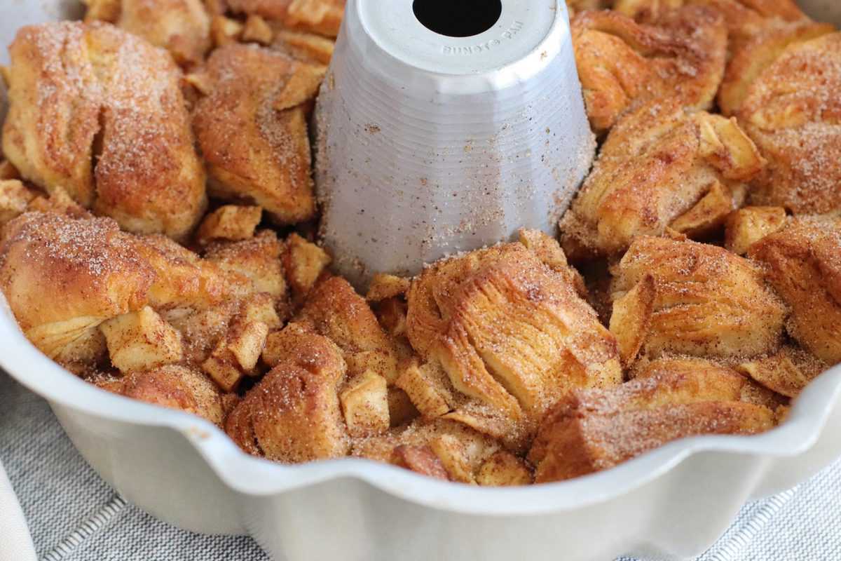 Air Fryer Apple Cinnamon Monkey Bread Fork To Spoon