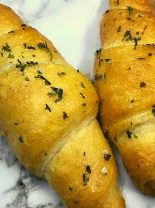Air Fryer Garlic Knots Fork To Spoon