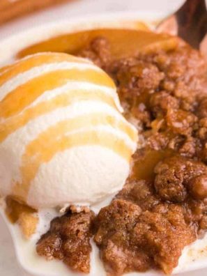 Air Fryer Amaretto Apple Crumble
