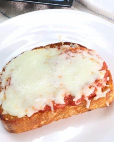 Air Fryer Garlic Bread Pizza Toast