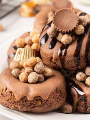Air Fryer Reese's Puff Donuts