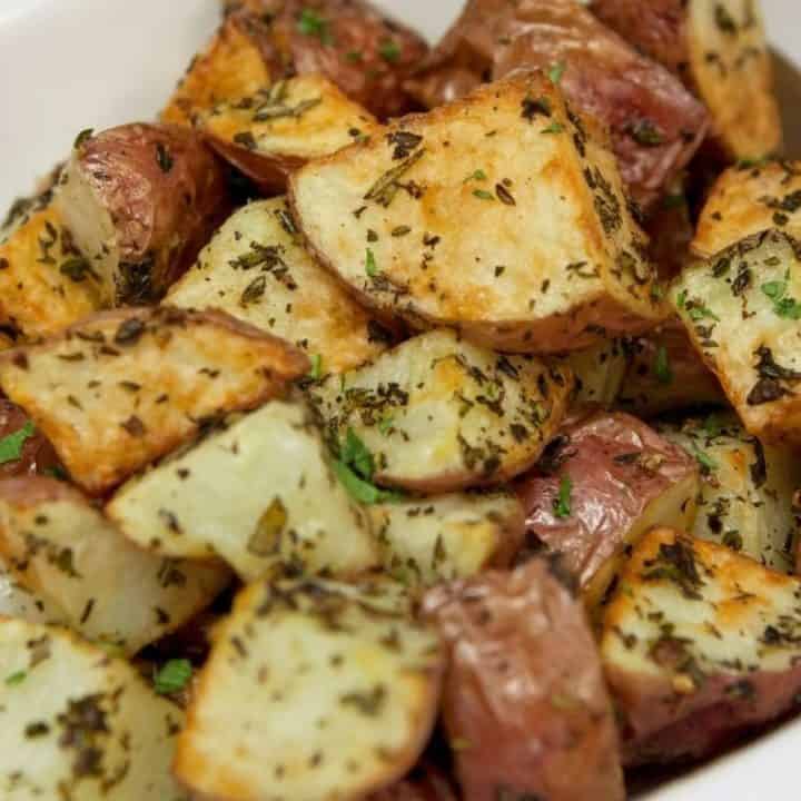 Air Fryer Rosemary Roasted Potatoes - Fork To Spoon