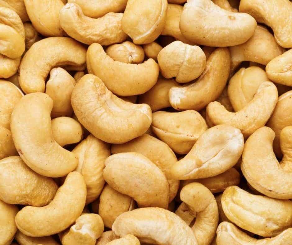 Ingredients-Needed-For-Air-Fryer-Roasted-Cashews