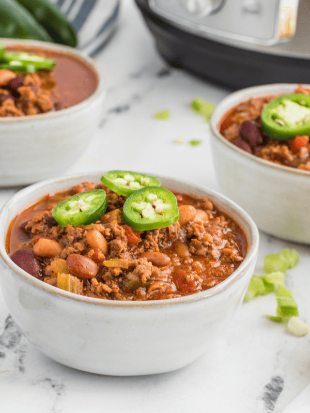 Instant Pot Copycat Skyline Cincinnati Chili - Fork To Spoon