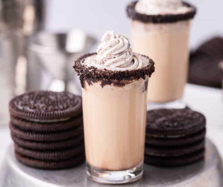 Oreo Cookies and Cream Shooters - Fork To Spoon