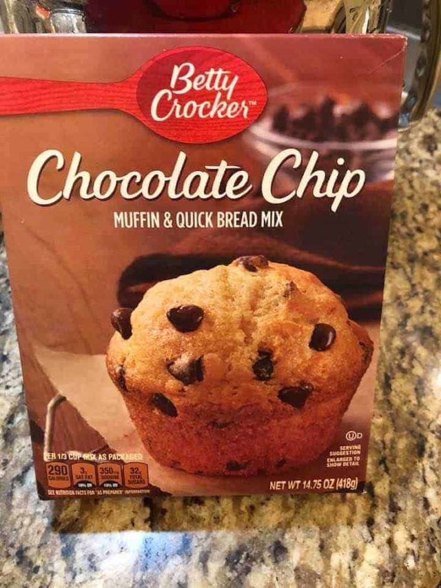 Air Fryer Betty Crocker Chocolate Chip Muffins - Fork To Spoon