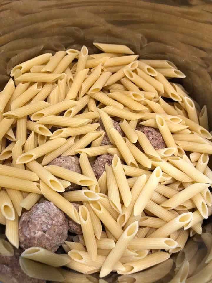 Instant Pot Pasta and Meatballs